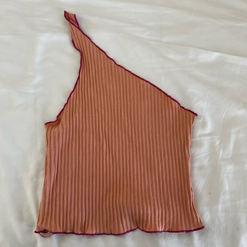 urban outfitters one shoulder top